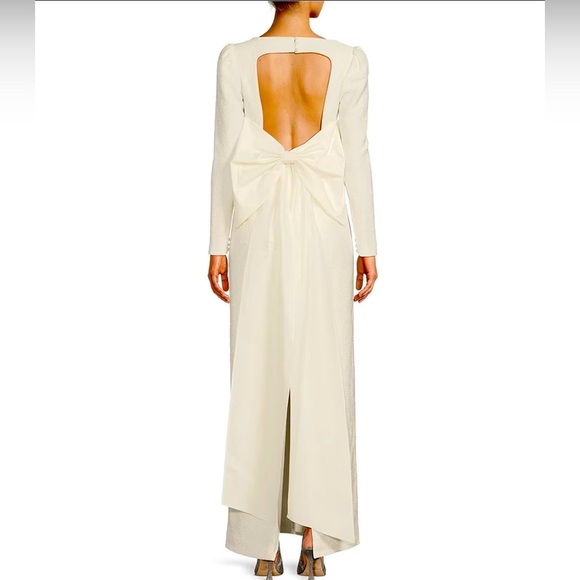 ANTONIO MELANI Dresses & Skirts - Antonio Melani x Born on Fifth Grace Long Sleeve Bow Detail Dress Size 4 NWT